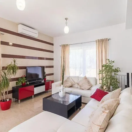 Villa Maxima 2km Beach Pula